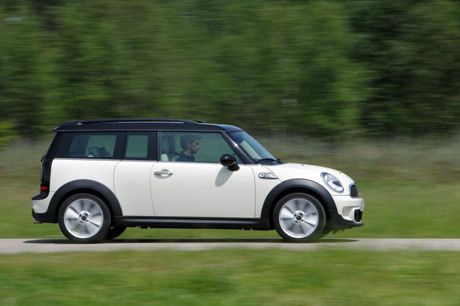  Mini Cooper S Clubman 2011 года  (фото 5 из 26)